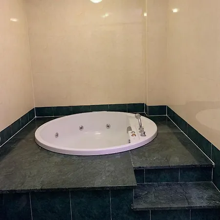 - Flower Motel Gropello Cairoli