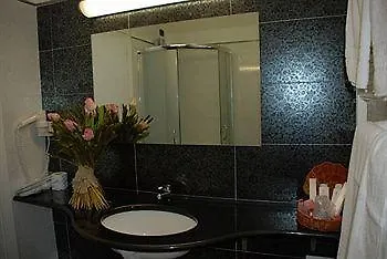 Motel - Flower