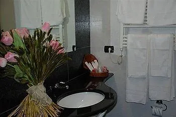 - Flower 3* Gropello Cairoli